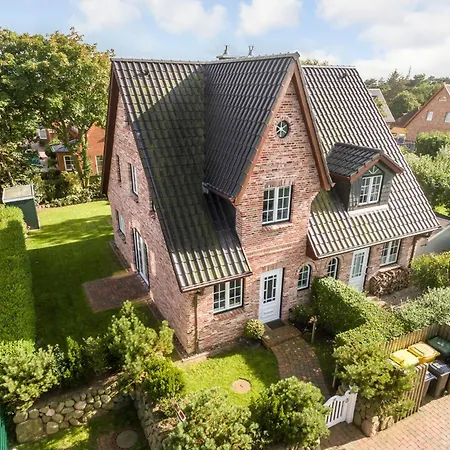 Hooge Апартаменты *